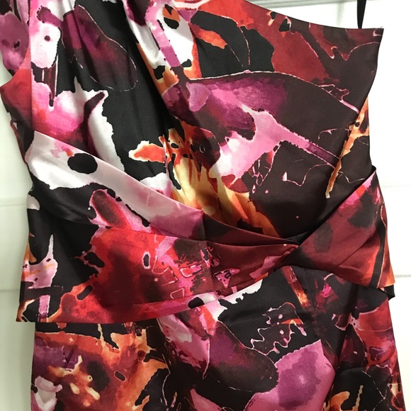 Tahari Occasion Dress Size 6 - Picture 2 of 4